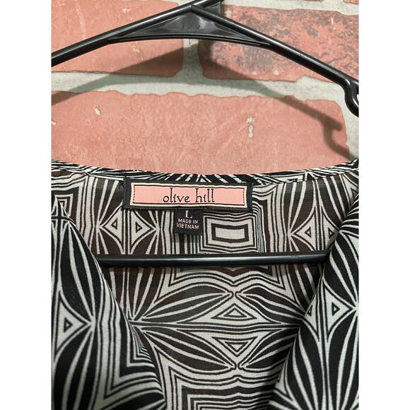 Olive Hill Mixed Print Top – Size L - Picture 3 of 6